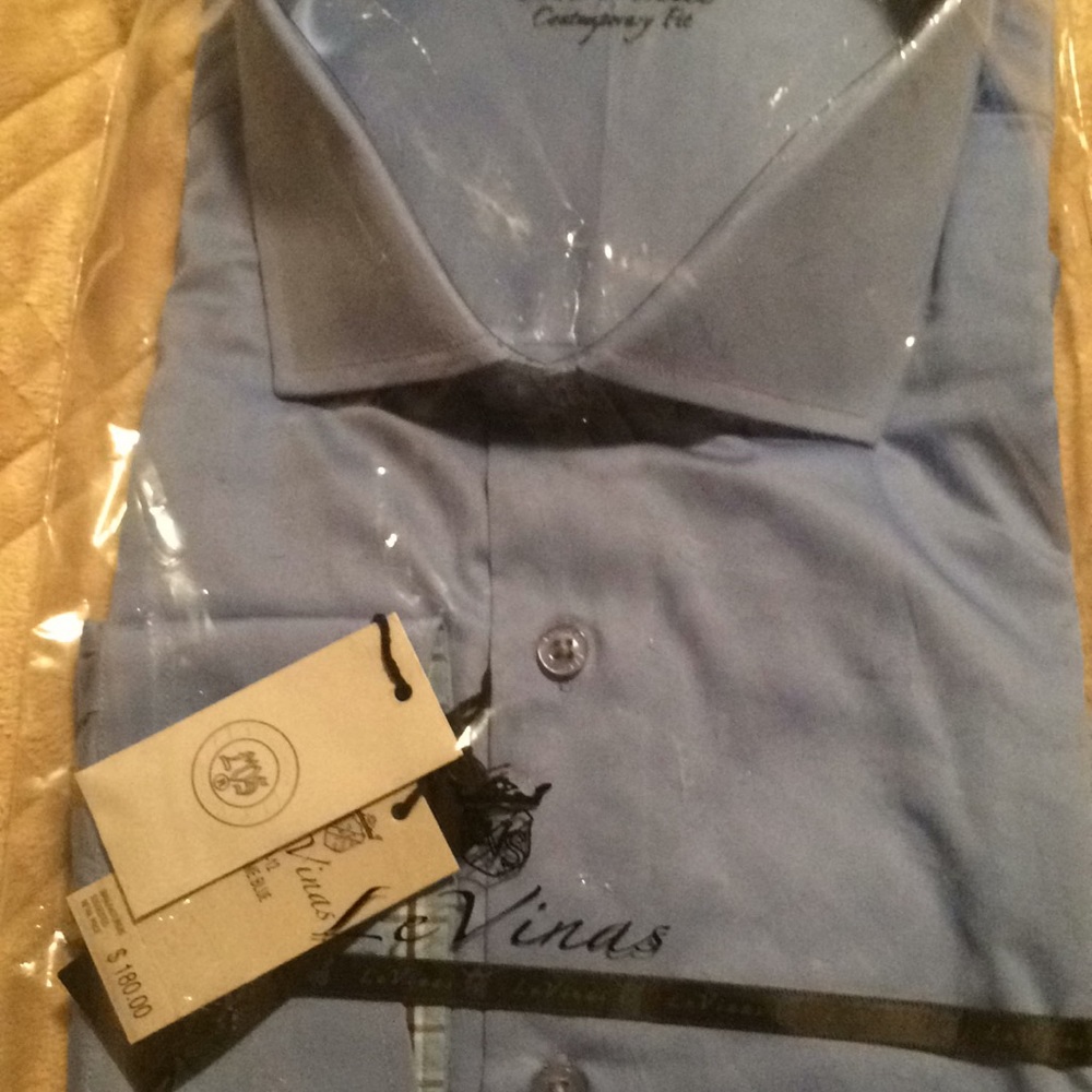 Dress shirt, new with tag - Picture 3 of 4